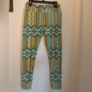 LULAROE Aztec Print Leggings PANTS Tall & Curvy, Stretch Knit, Cream Blue Yellow